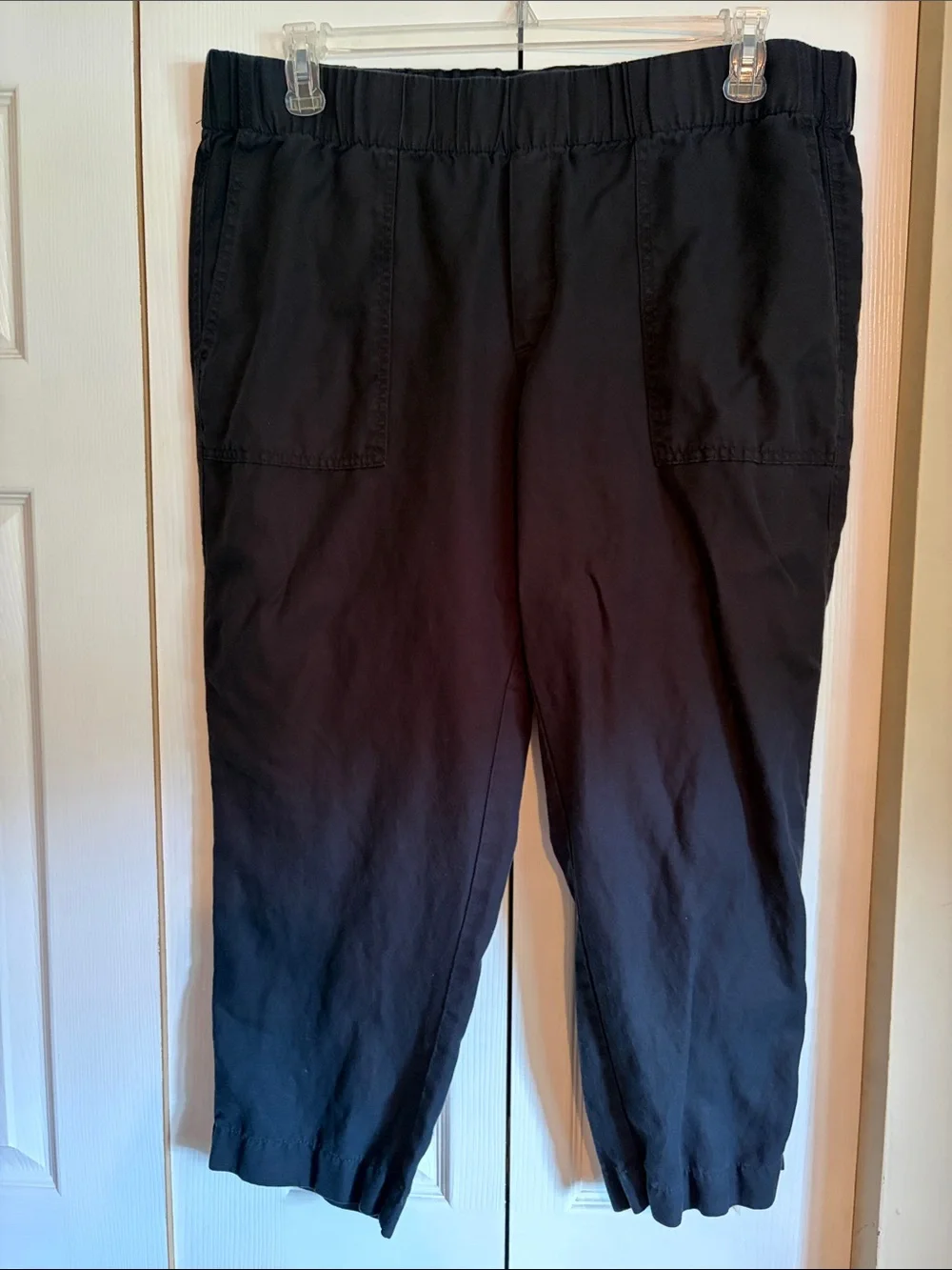 Banana Republic Black Elastic-Waist ankle length linen pants